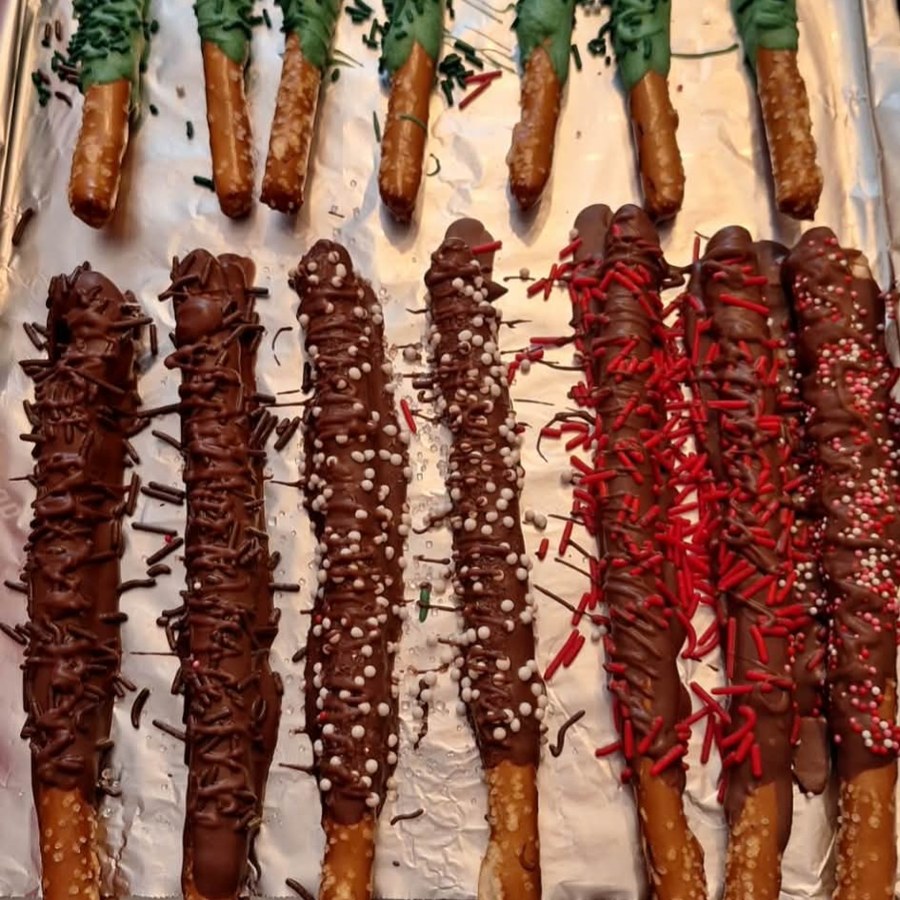 Chocolate Covered Pretzels
